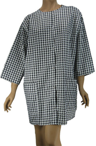 Plus Size Hairdresser Jacket In Houndstooth