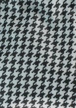Classic Houndstooth Swatch